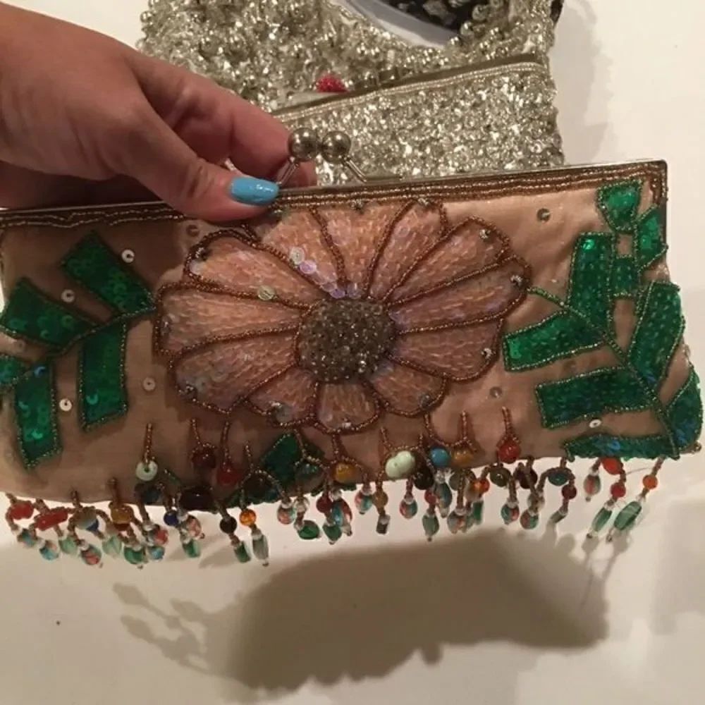 Antique Beaded Purse w Pollen Fringe